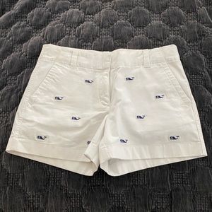 Vineyard Vines, size 10, white shorts